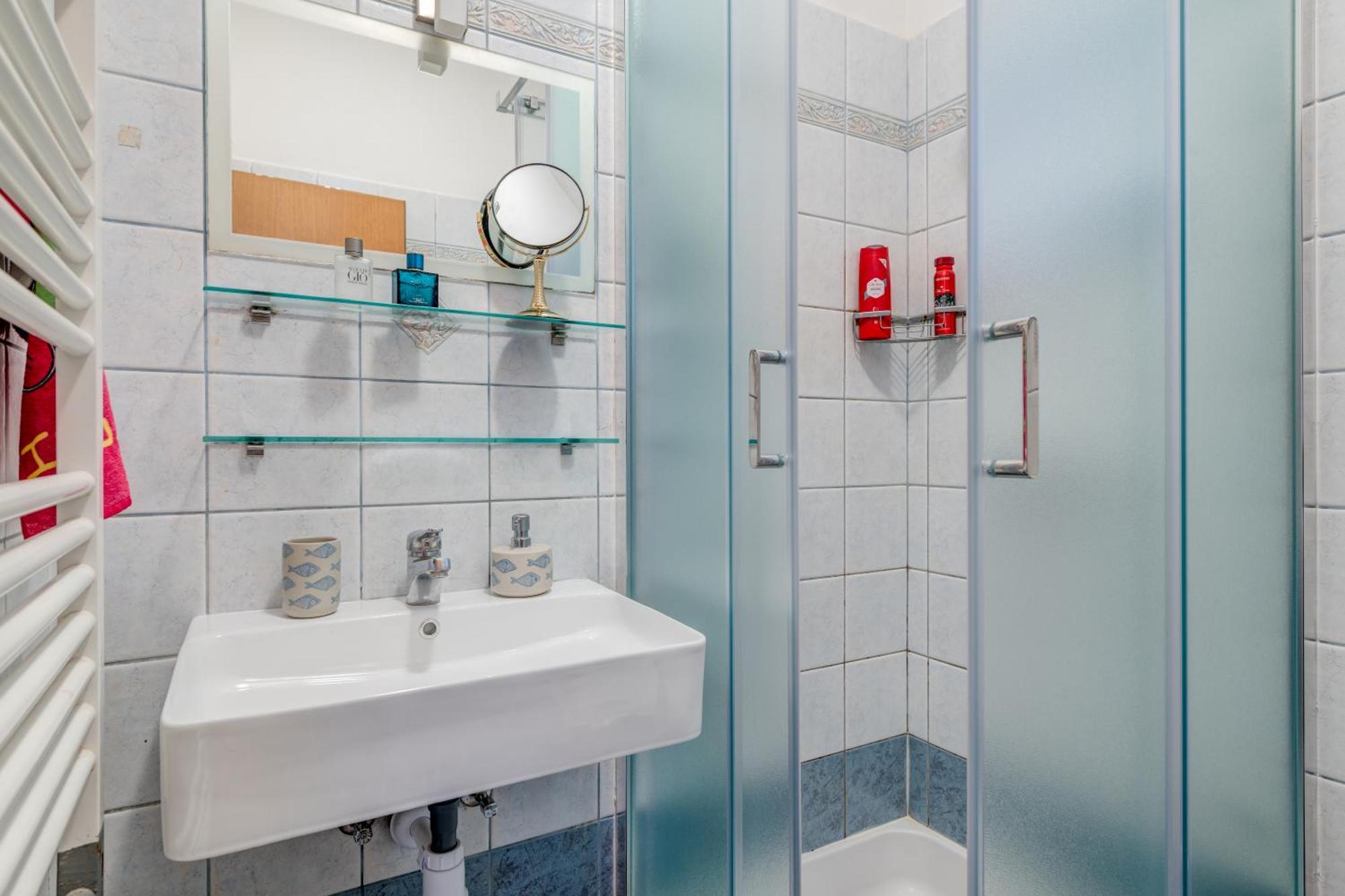 Apartment Jesenice *